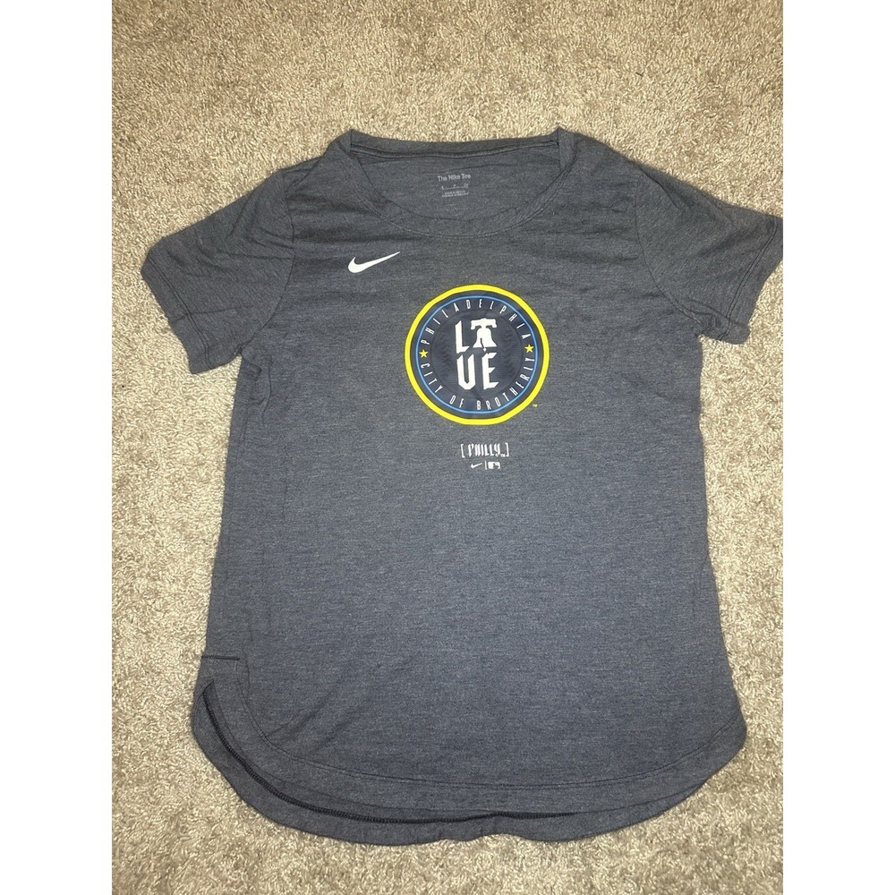 Nike Philadelphia Phillies City Connect Women's Size Small Grey Graphic T-Shirt
